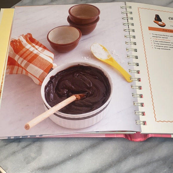 Deceptively Delicious Cookbook by Jessica Seinfeld - Picture 2 of 5